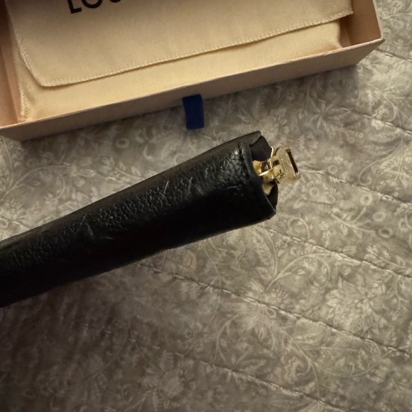 Louis Vuitton Black Zippy Wallet - Picture 12 of 12